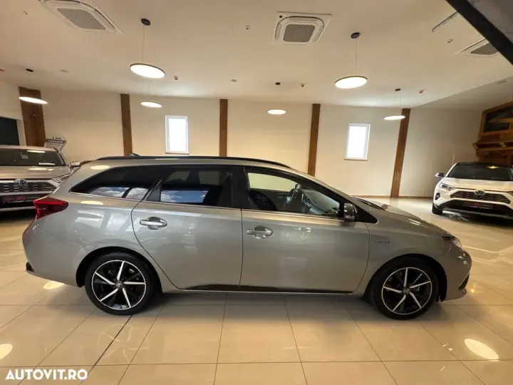 Toyota Auris II 1.8 VVT-i Automatik Team Deutschland