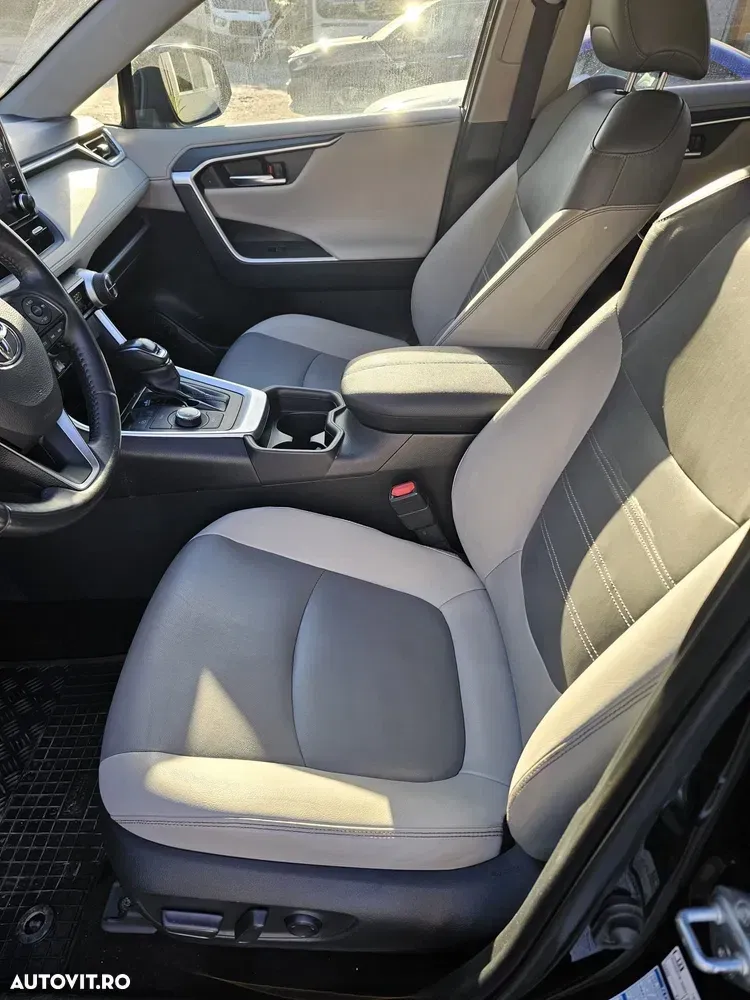 Toyota RAV4 V 2.5 VVT-iE 4x4 Luxury Plus — imagine 6