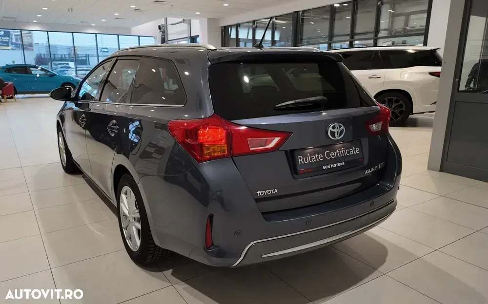 Toyota Auris — imagine 4