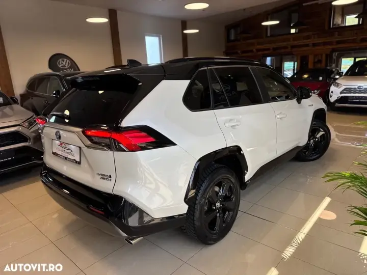 Toyota RAV4 2.5 4x4 Team Deutschland