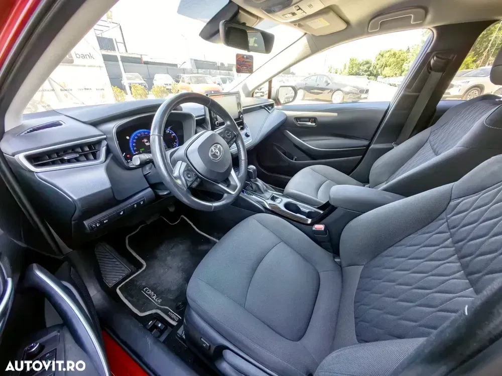 Toyota Corolla 1.8 HSD Dynamic — imagine 4