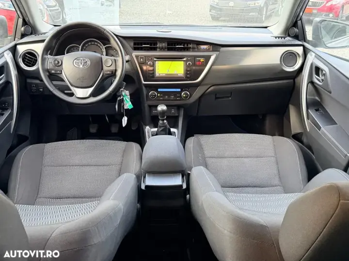 Toyota Auris 1.4 D-4D Unique