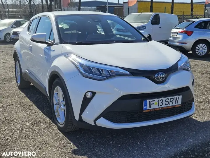 Toyota C-HR 1.8 HSD 4x2 CVT C-enter