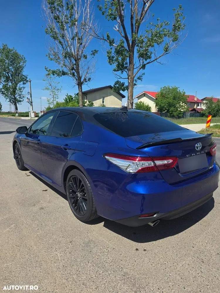 Toyota Camry 2.5 Exclusive — imagine 5