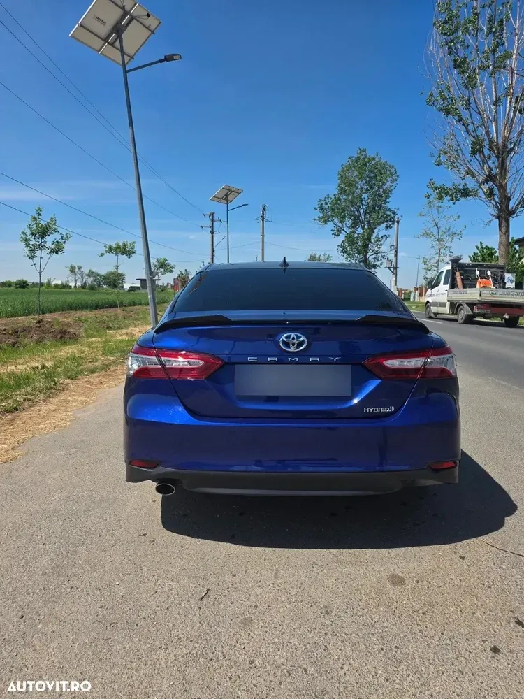 Toyota Camry 2.5 Exclusive — imagine 2