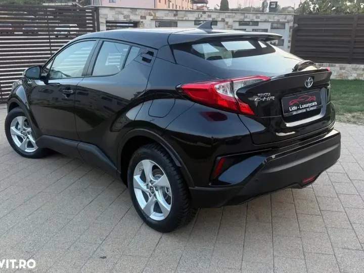 Toyota C-HR Flow