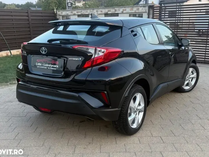 Toyota C-HR Flow