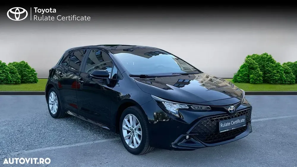 Toyota Corolla 1.8 HSD Business — imagine 2