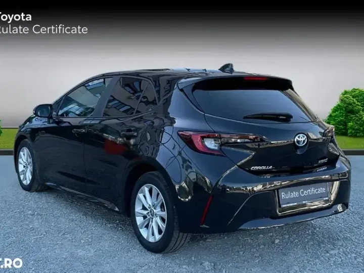 Toyota Corolla 1.8 HSD Business