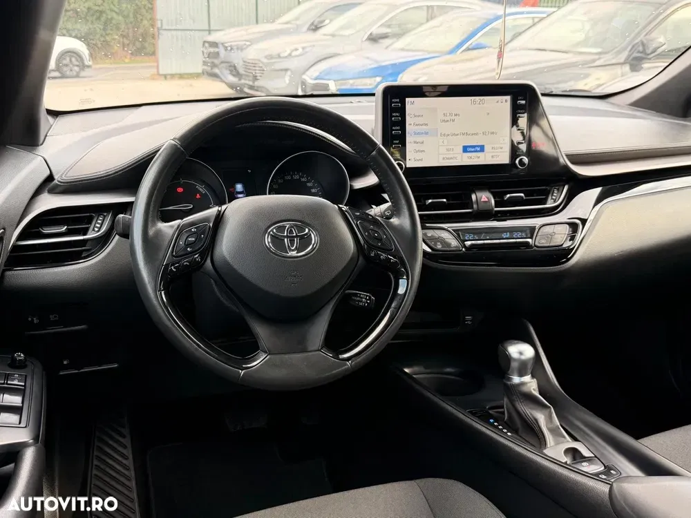 Toyota C-HR Business-Edition — imagine 5
