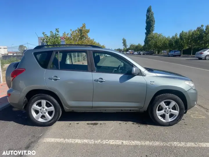 Toyota RAV4 II 2.2 D-4D Confort