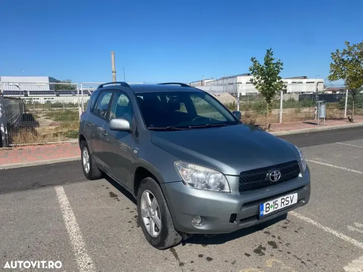 Toyota RAV4 II 2.2 D-4D Confort