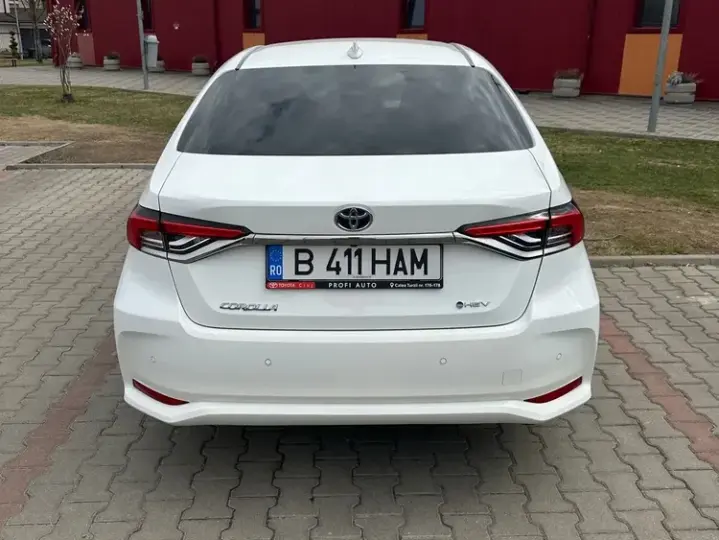 Toyota Corolla XII 1.8 HSD Business