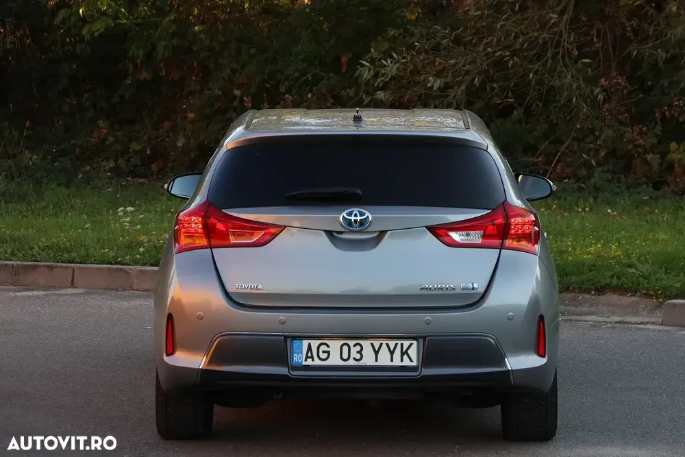 Toyota Auris 1.8 L VVT-i Sol+ — imagine 5