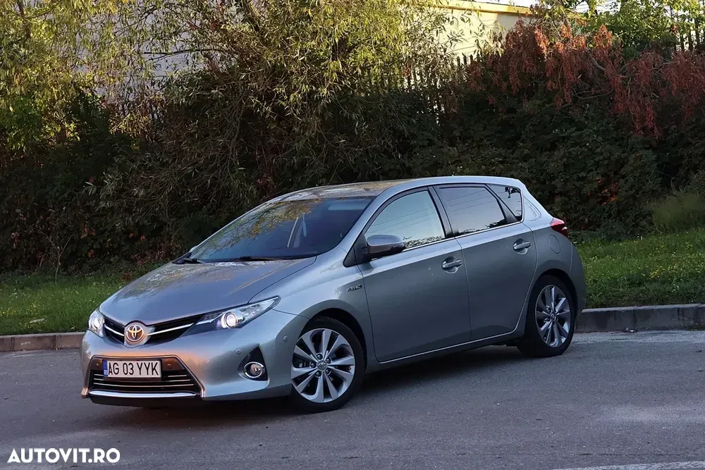 Toyota Auris 1.8 L VVT-i Sol+ — imagine 4