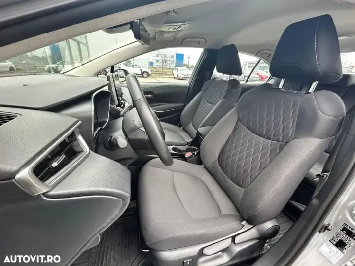 Toyota Corolla XII 1.8 HSD Business