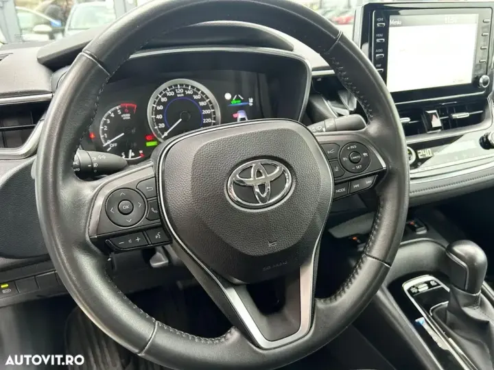 Toyota Corolla XII 1.8 HSD Business