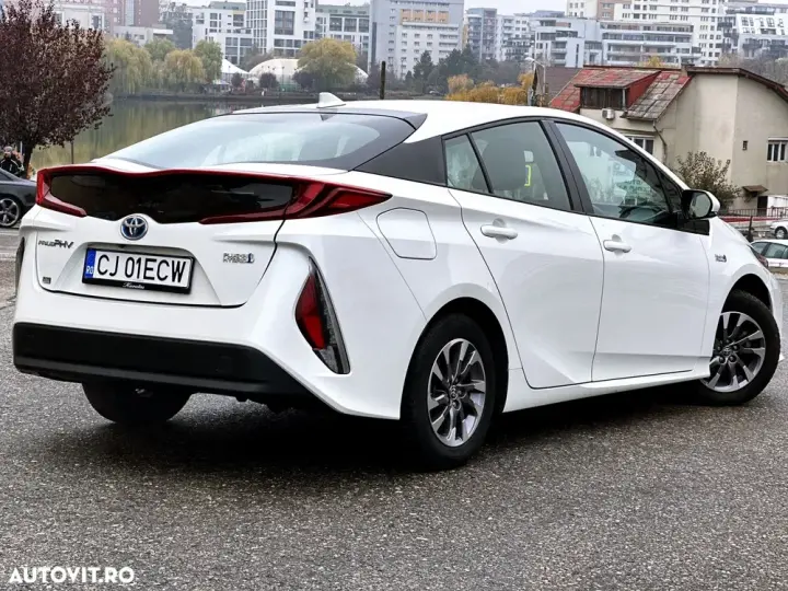 Toyota Prius IV