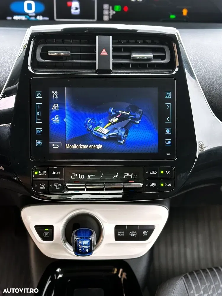 Toyota Prius IV — imagine 6