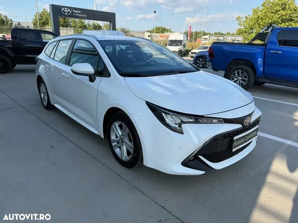 Toyota Corolla XII 1.8 HSD Dynamic — imagine 3