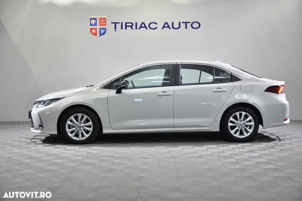 Toyota Corolla — imagine 2