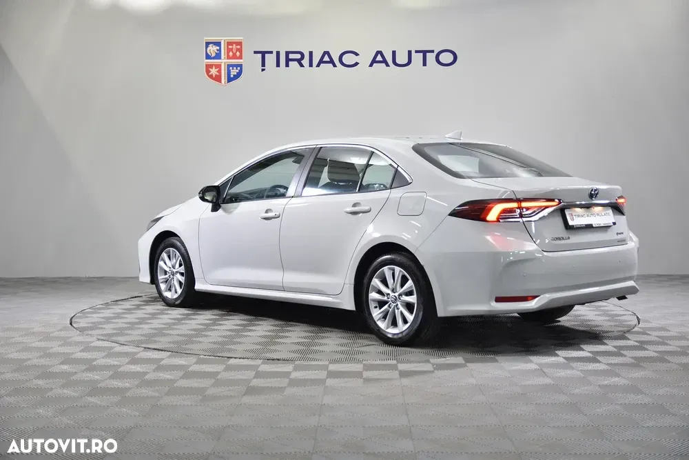 Toyota Corolla — imagine 3
