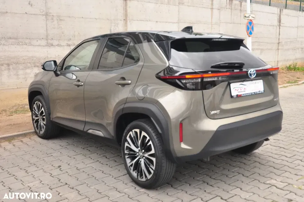 Toyota Yaris Cross 1.5 VVT-i HSD 4x2 Exclusive Elegant — imagine 4