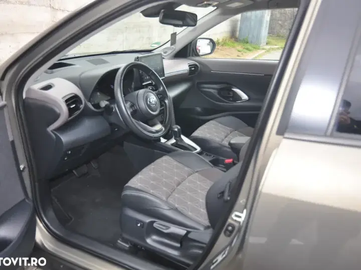 Toyota Yaris Cross 1.5 VVT-i HSD 4x2 Exclusive Elegant