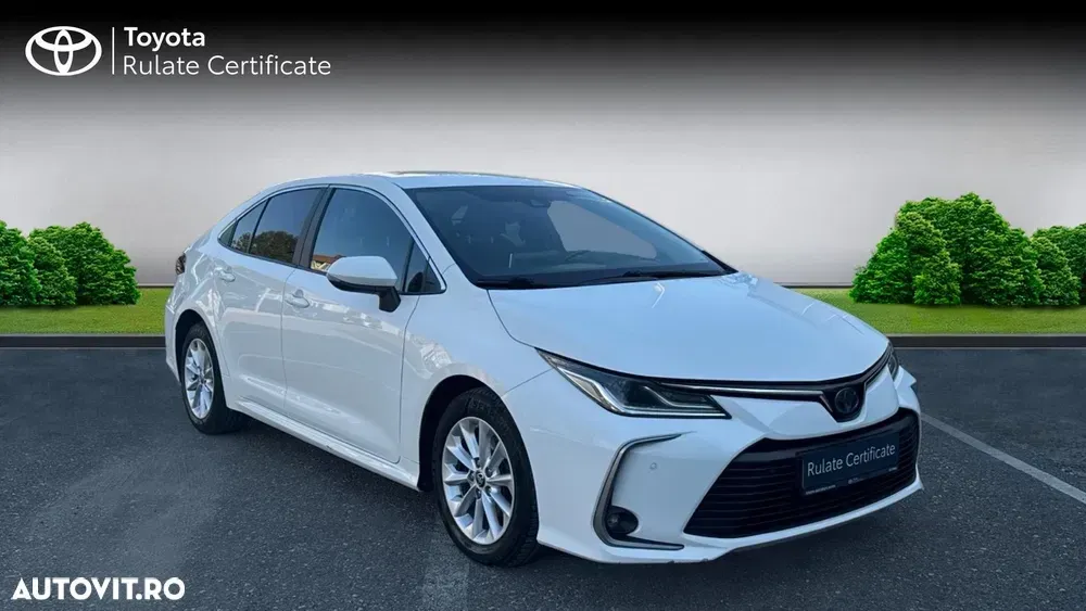 Toyota Corolla XII 1.8 HSD Dynamic — imagine 2