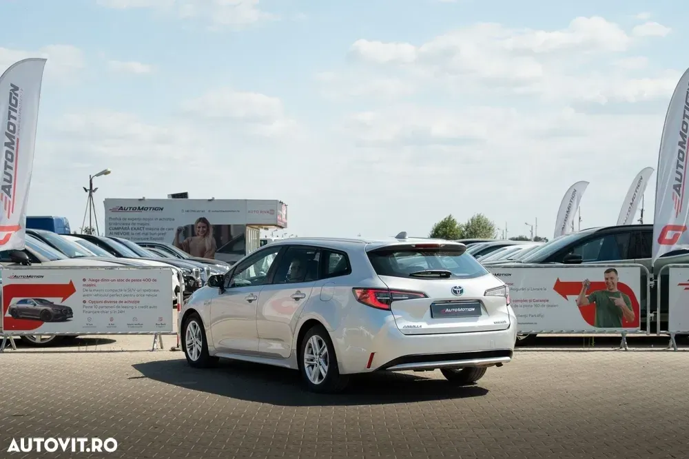 Toyota Corolla 1.8 Hybrid Comfort — imagine 3
