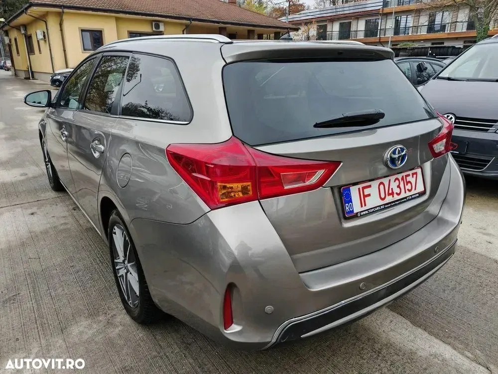 Toyota Auris — imagine 4