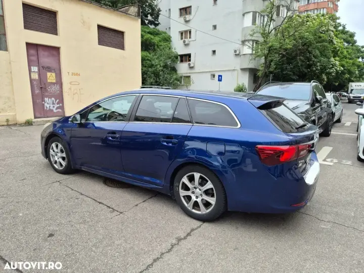 Toyota Avensis 2.0 D-4D Executive