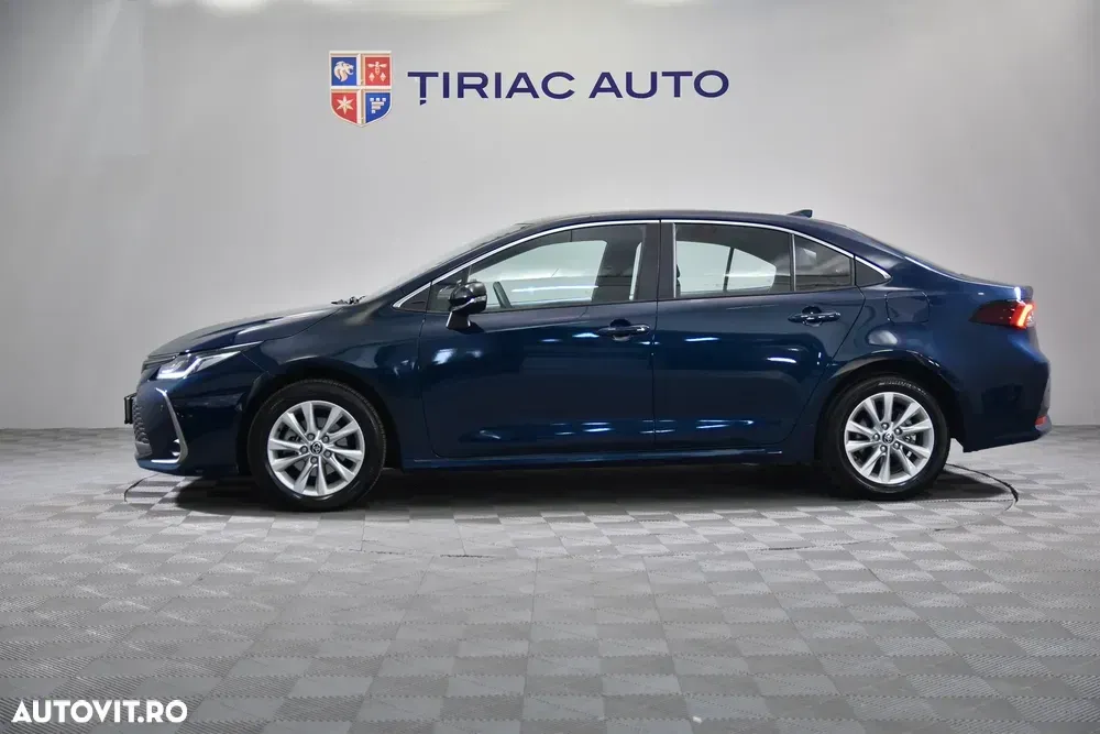 Toyota Corolla — imagine 2