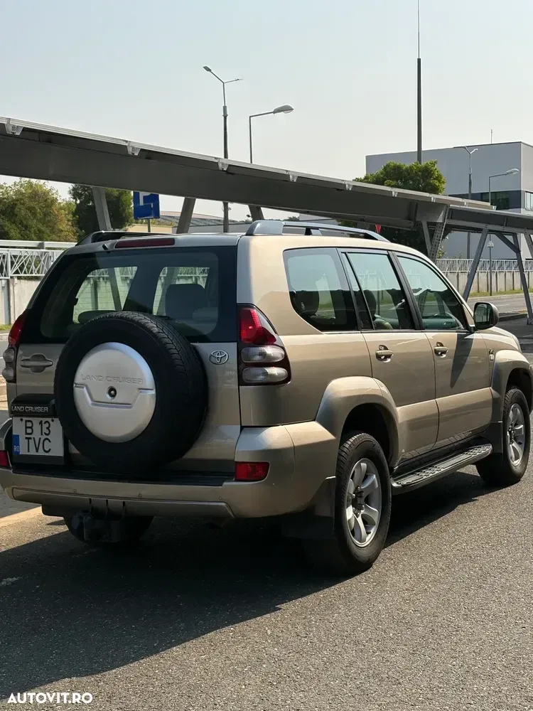 Toyota Land Cruiser — imagine 2