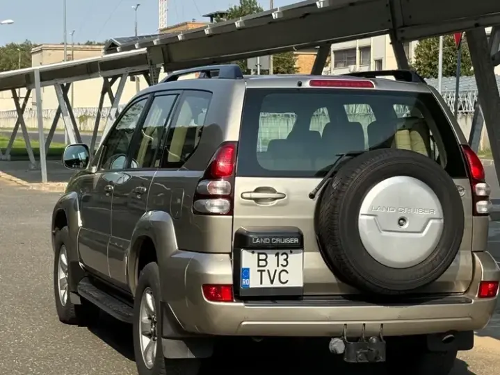 Toyota Land Cruiser