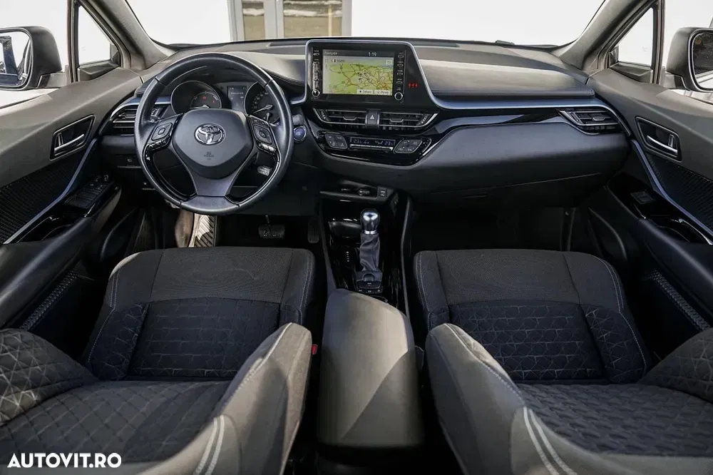 Toyota C-HR 1.8 HSD 122 CP 4x2 CVT Style — imagine 6