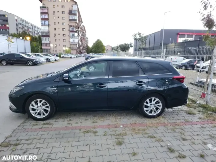 Toyota Auris II 1.8 L VVT-i Luna