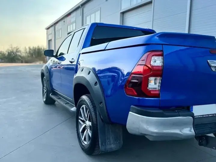 Toyota Hilux VIII 2.4D 150CP 4x4 Double Cab AT Executive