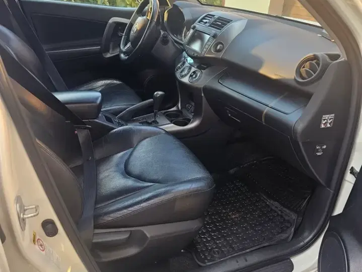 Toyota RAV4 2.2 D-4CAT 4WD Aut Executive