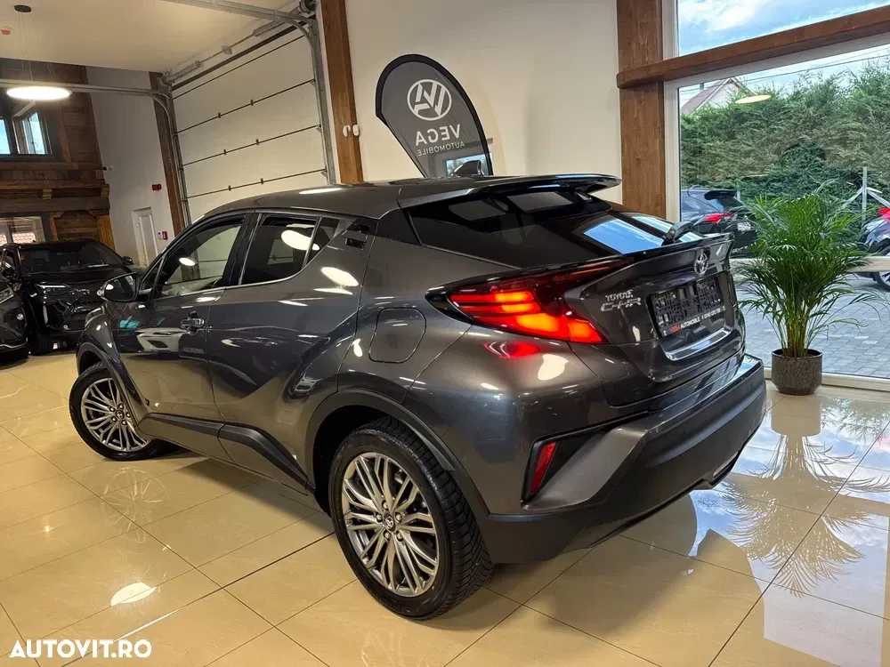 Toyota C-HR Style — imagine 4