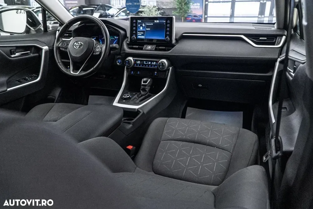 Toyota RAV4 2.5 VVT-iE 4x4 Luxury — imagine 2