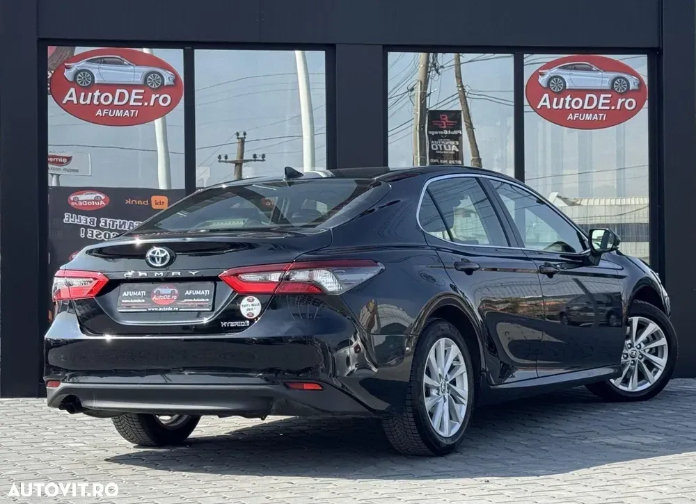 Toyota Camry VIII — imagine 4