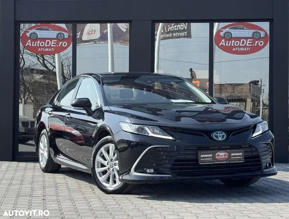 Toyota Camry VIII — imagine 2