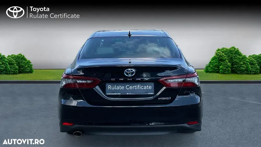 Toyota Camry VIII 2.5 Exclusive — imagine 3