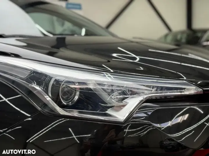 Toyota C-HR 1.8 HSD 122 CP 4x2 CVT C-ult Style bi-tone