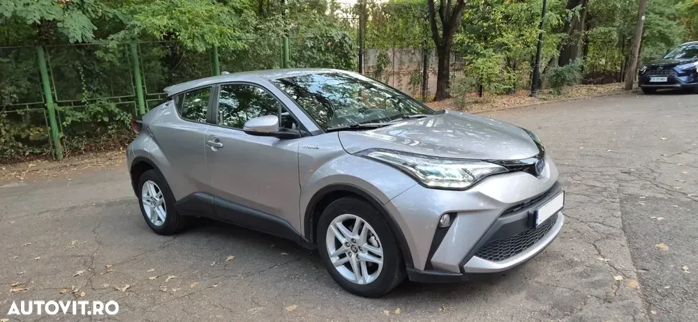 Toyota C-HR 1.8 HSD 4x2 CVT C-enter — imagine 4