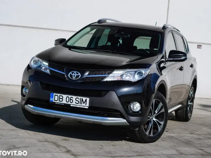Toyota RAV4 2.2 D-4CAT 4WD Aut Luxury 18"
