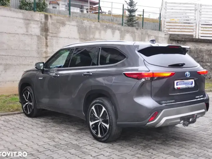 Toyota Highlander IV 2.5 Hybrid Executive