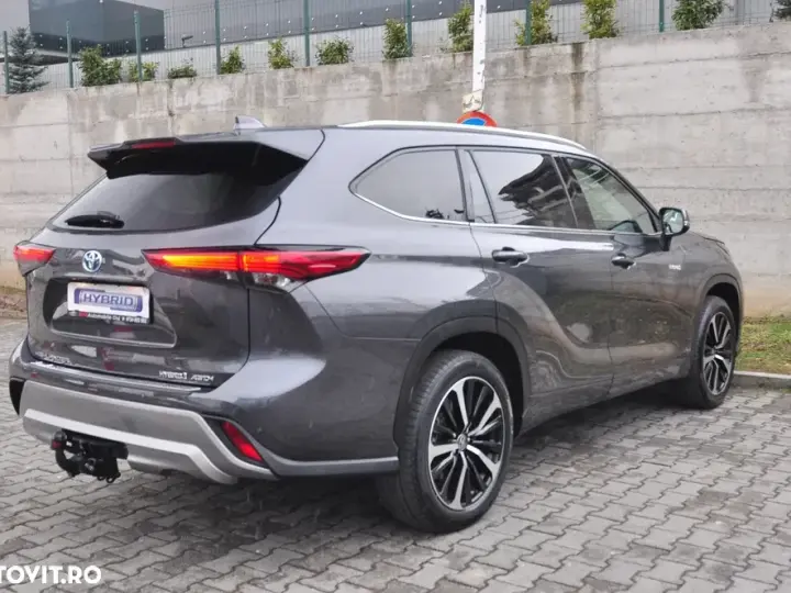 Toyota Highlander IV 2.5 Hybrid Executive