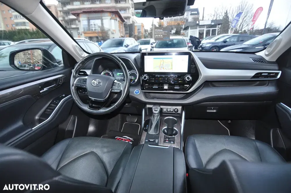 Toyota Highlander IV 2.5 Hybrid Executive — imagine 5